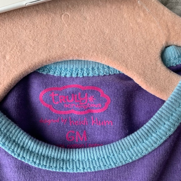 Bodysuit & Socks Set - Picture 3 of 3